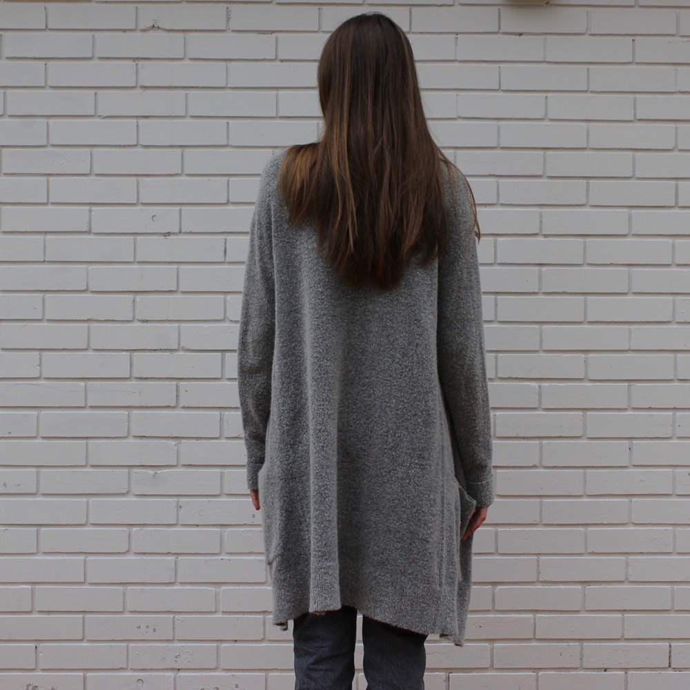Forever21 Long Cardigan - Picture 4 of 5